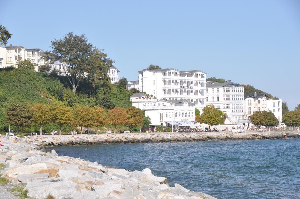 Fuerstenhof Sassnitz Rum bild